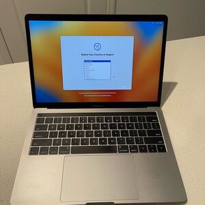 Apple MacBook Pro - Sleek Gray